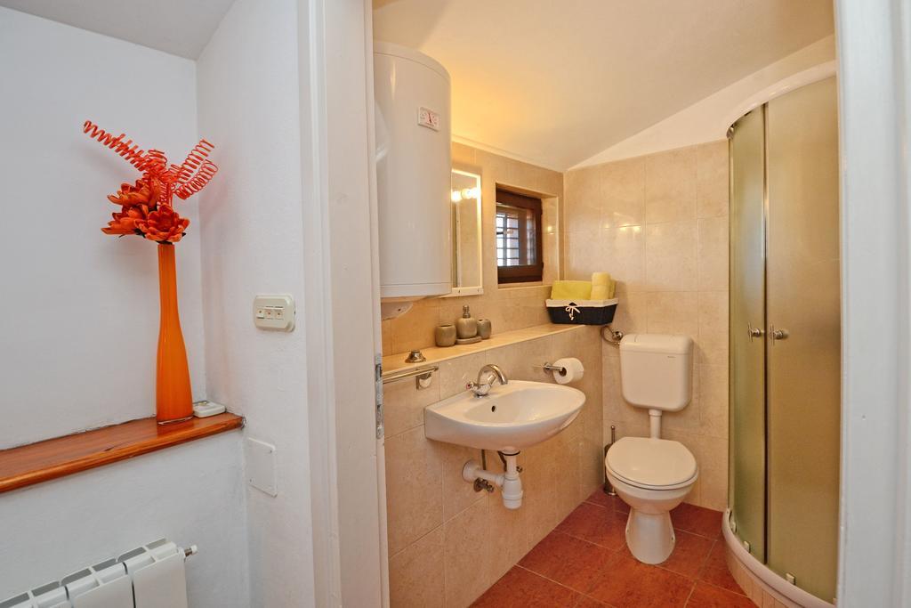 Apartment Lili โปเรช ภายนอก รูปภาพ